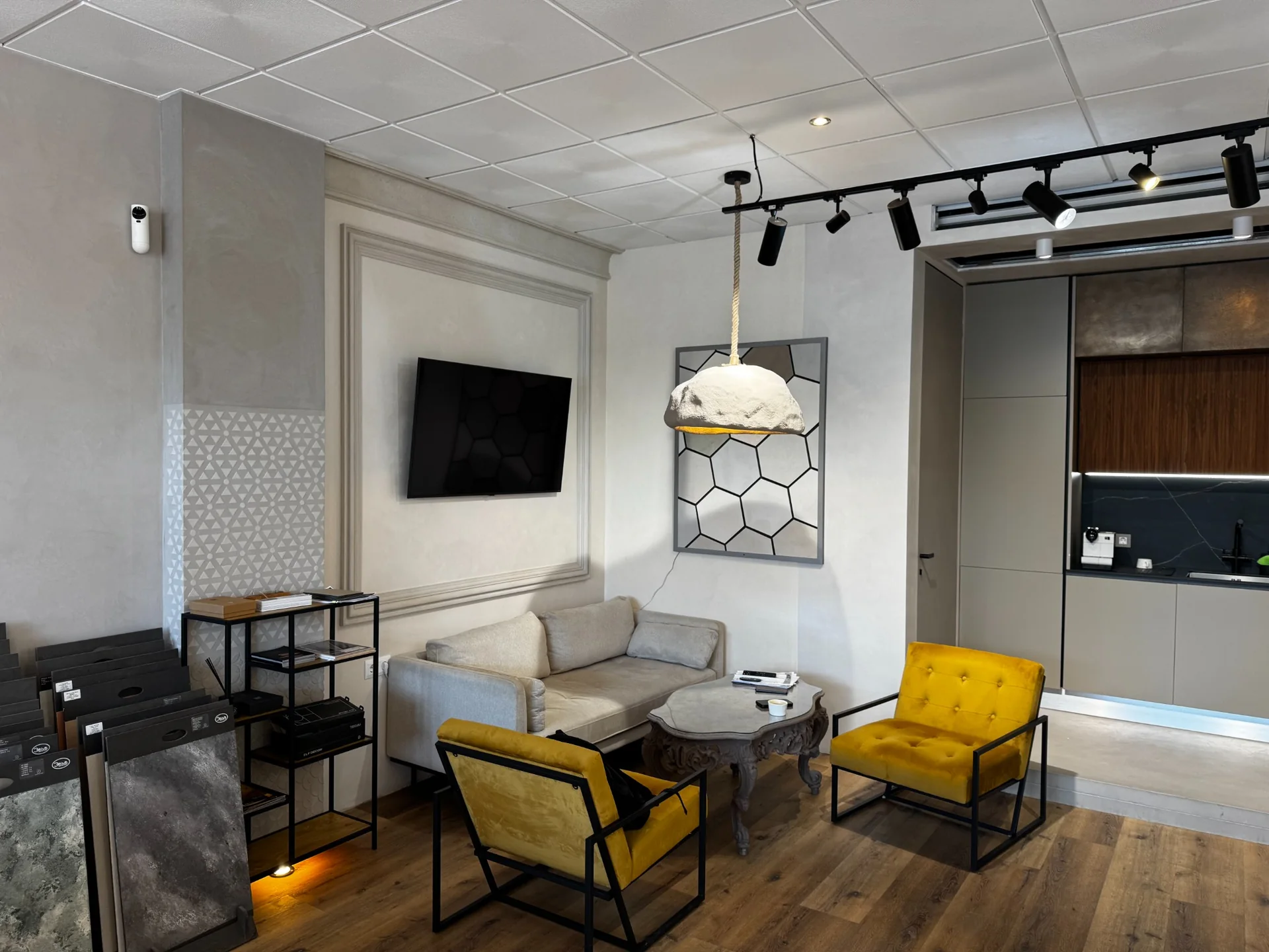 contacto interior